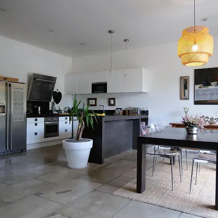 וילה Villa Huit *